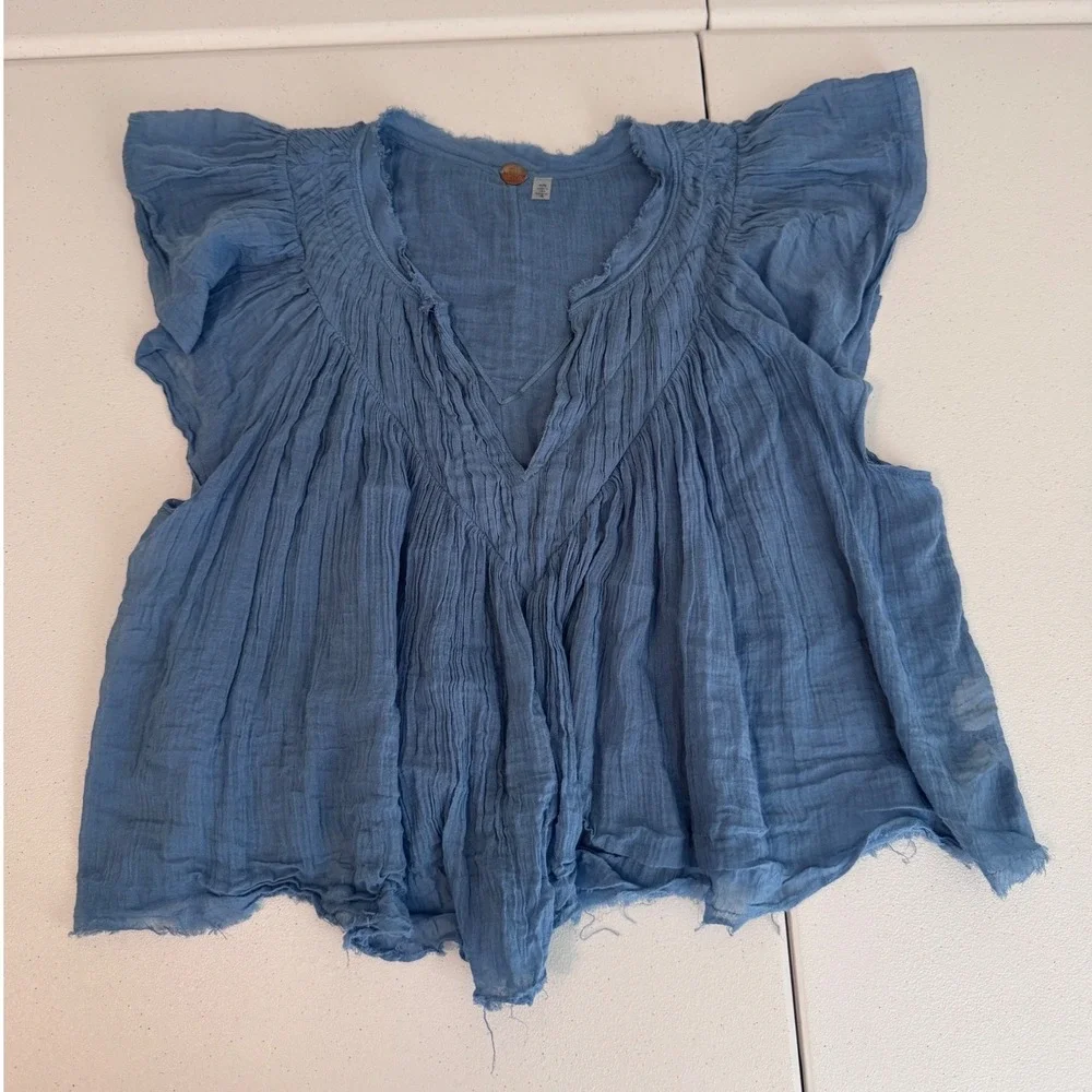 Free People FP One Blue Gauze Pleated Flutter Sleeve Boho Blouse Top Medium pp